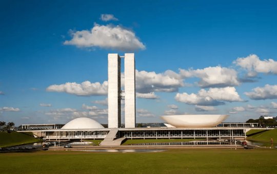 Tabata Amaral declara que vai pedir cassação contra Nikolas Ferreira