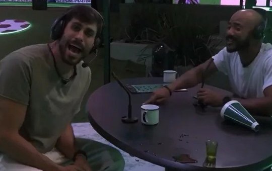 BBB: Cara de Sapato revela ser torcedor do Bahia em conversa com Ricardo Alface