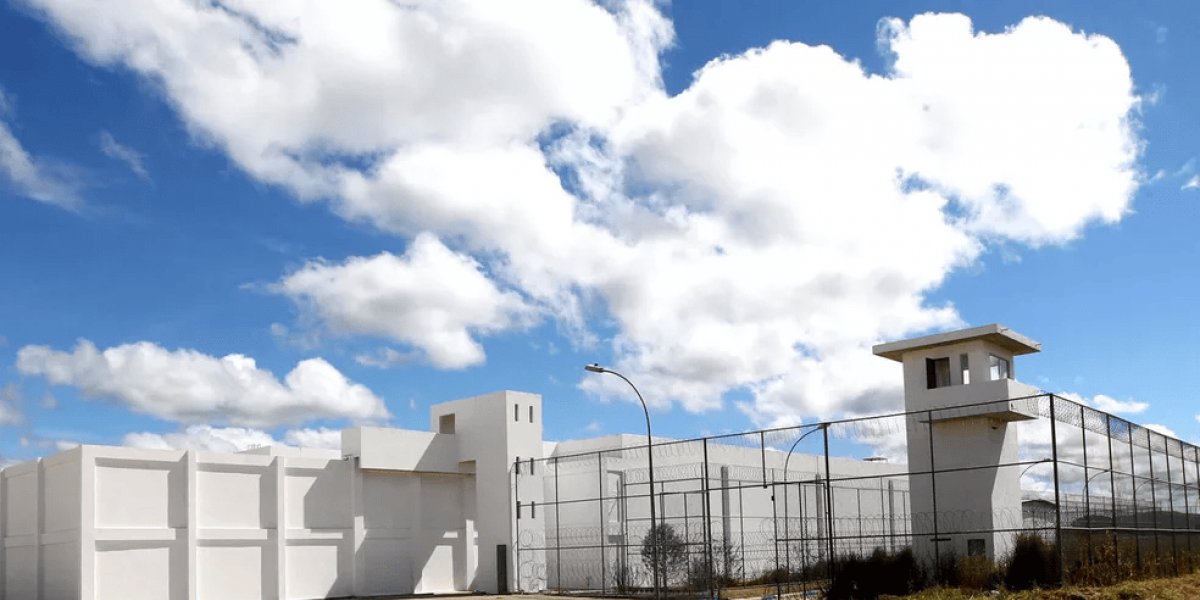 Suspeito de compartilhar vídeos de pornografia infantil é preso em Eunápolis