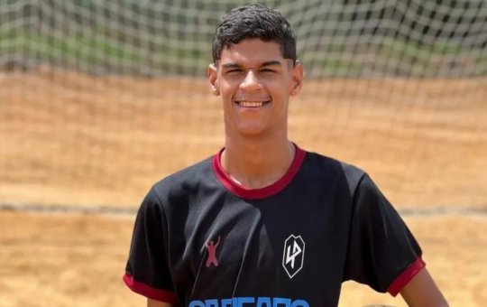 Luva de Pedreiro é flagrado em Recife em atitude inusitada no trânsito