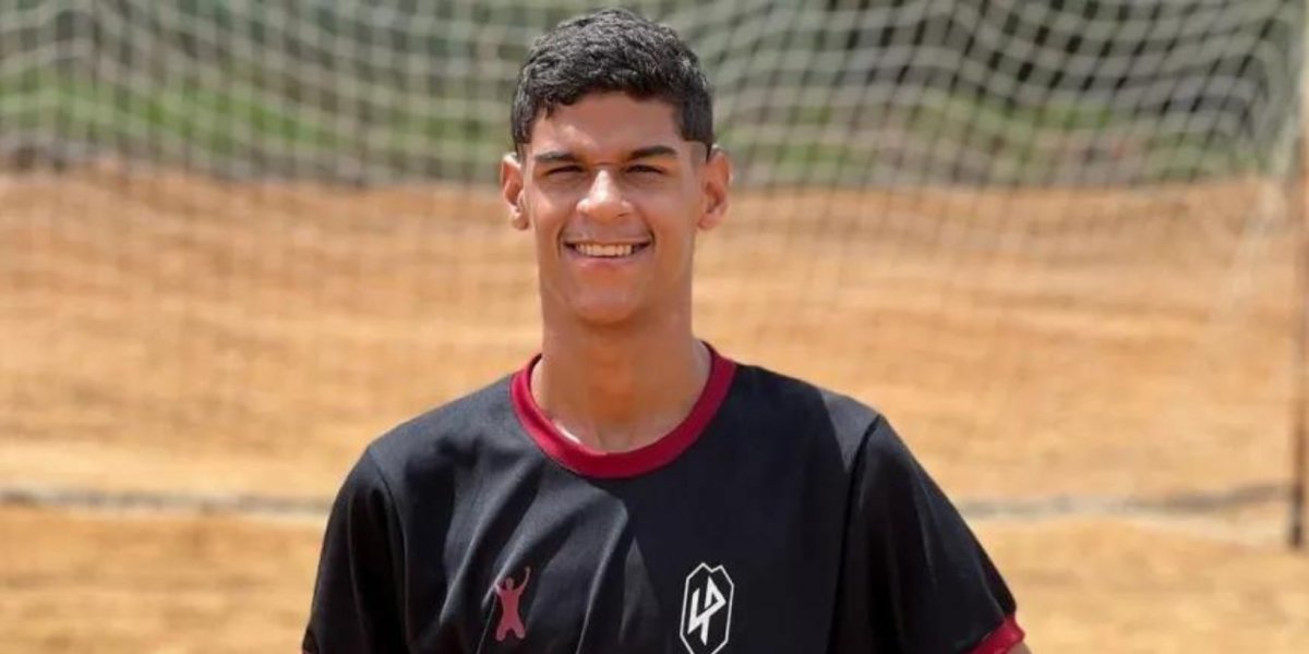 Luva de Pedreiro é flagrado em Recife em atitude inusitada no trânsito