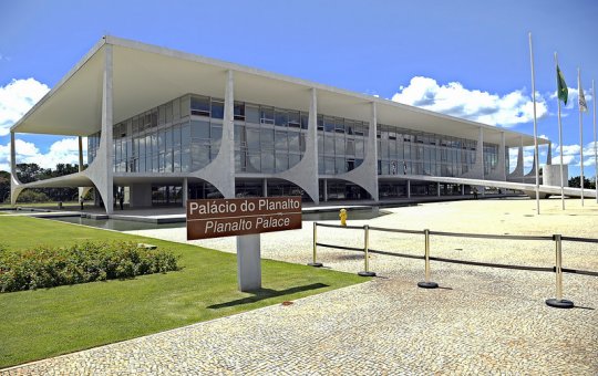 Ossada humana é encontrada perto do Palácio do Planalto, em Brasília