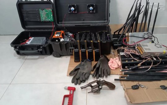 Polícia prende homens suspeitos de organizar quadrilha para roubo de carretas