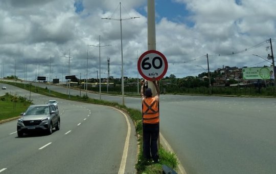 Velocidade máxima nas avenidas Orlando Gomes e Pinto de Aguiar cai para 60 km/h