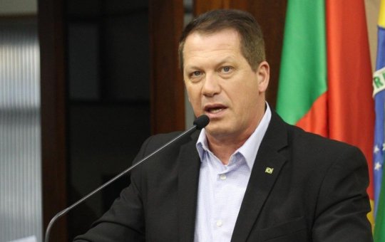 Vereador gaúcho que insultou trabalhadores baianos é indiciado por racismo