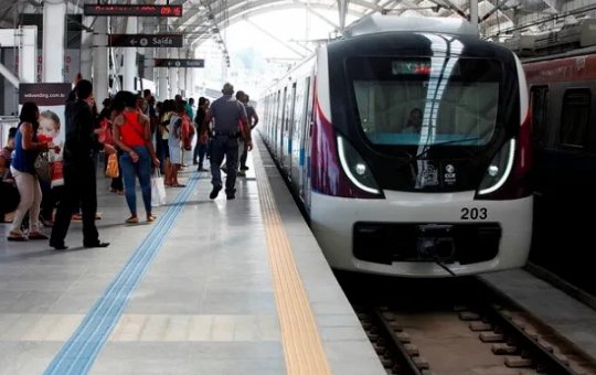 Falha técnica provoca lentidão na linha 2 do metrô; serviço já foi normalizado
