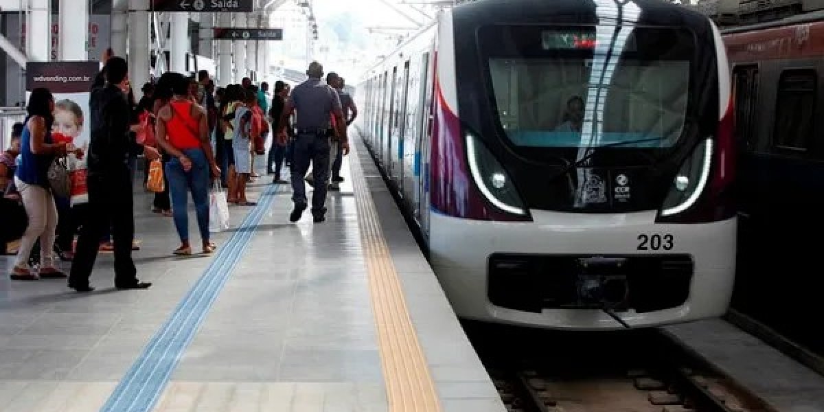 Falha técnica provoca lentidão na linha 2 do metrô; serviço já foi normalizado