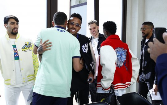 Jogadores convocados para a Seleção Brasileira começam a se apresentar em Tânger