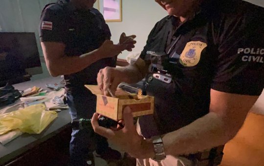 Empresário é preso na Barra suspeito de comprar imagens de pornografia infantil