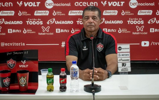 Técnico do sub-20, Laelson Lopes confirma Vitória alternativo na quarta