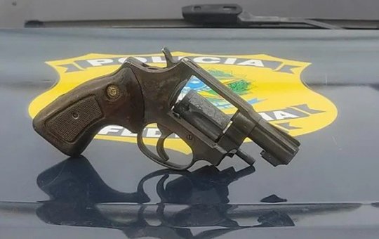 Homem sequestra duas pessoas em assalto e é preso em São Sebastião do Passé