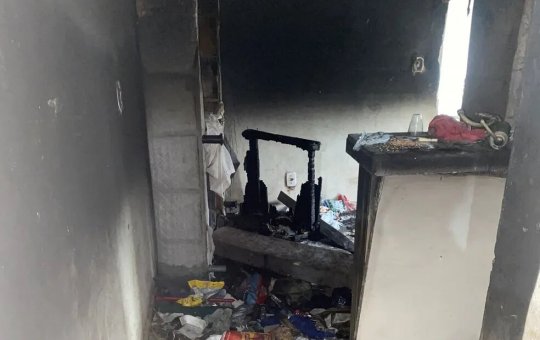 Apartamento pega fogo em Fazenda Grande III