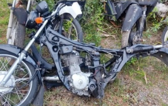 Desmanche de motocicletas é descoberto no bairro de Castelo Branco, em Salvador