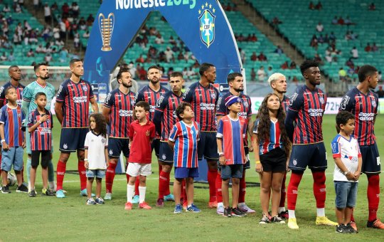 Jogadores do Bahia celebram boa atuação em despedida da Copa do Nordeste