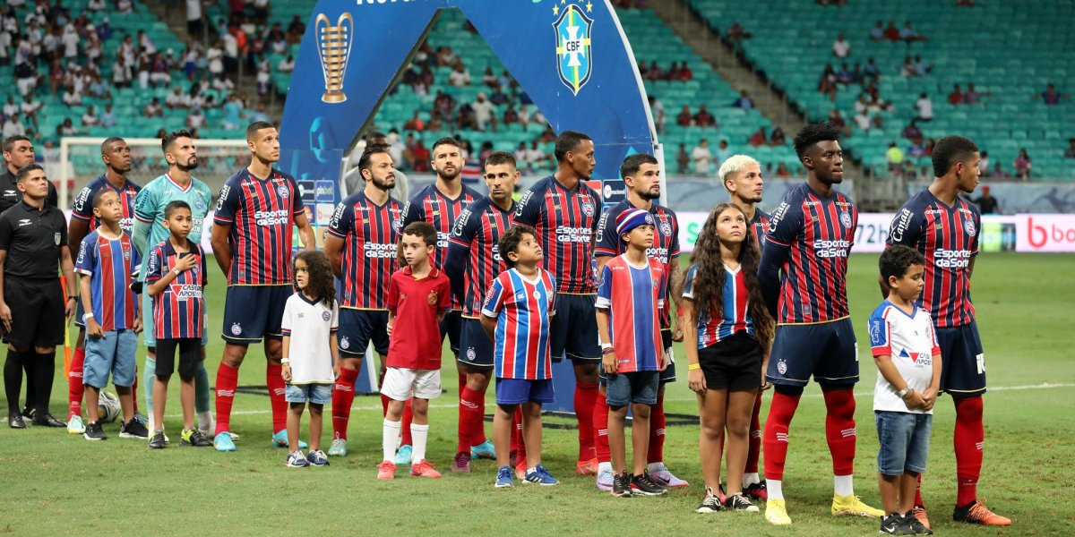 Jogadores do Bahia celebram boa atuação em despedida da Copa do Nordeste