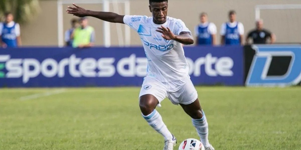 Vitória contrata o lateral-esquerdo Felipe Vieira, emprestado pelo Londrina