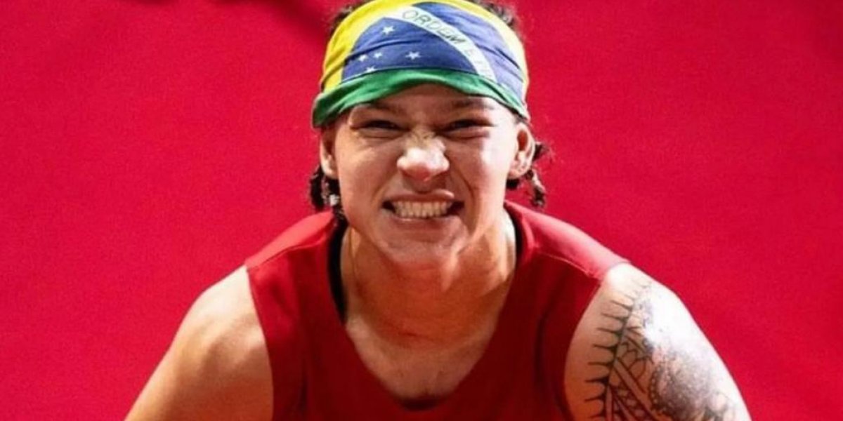 Bia Ferreira vence Mundial de Boxe e se torna maior campeã do país