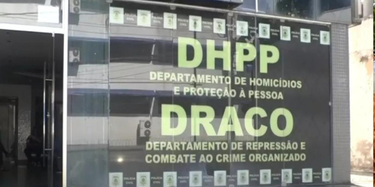 Tragédia: Homem em situação de rua morre atropelado na porta de garagem na Barra