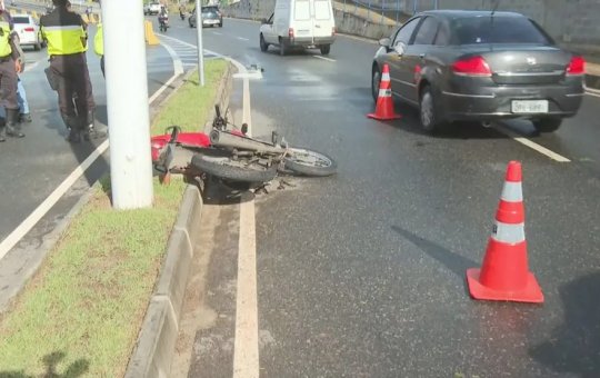 Motociclista morre em acidente na Avenida Gal Costa, em Salvador