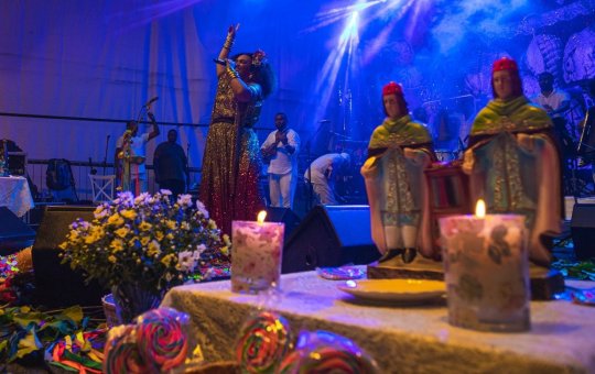 Mariene de Castro exalta raízes do samba em show com convidados no Rio Vermelho