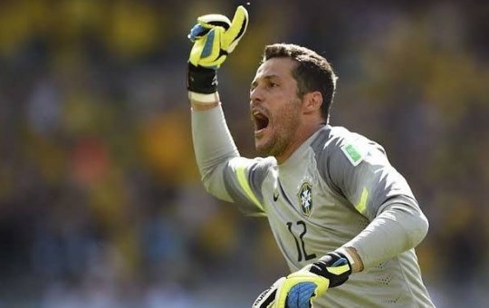 Ex-goleiro Júlio Cesar nega intermediação em negociação de Jorge Jesus com a CBF