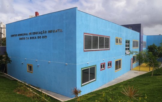 Escola infantil é arrombada e furtada na Boca do Rio; aulas estão suspensas