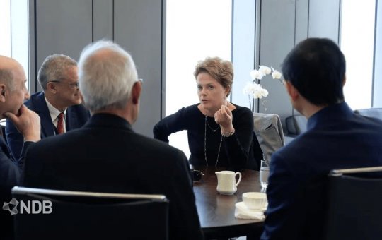Dilma faz estreia como presidente do banco do Brics em Xangai, na China