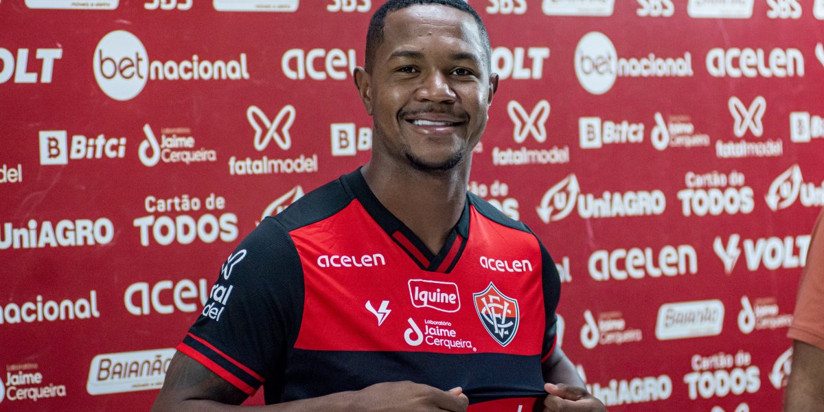 Fumaça projeta Vitória na Série A e se descreve como marcador forte no meio