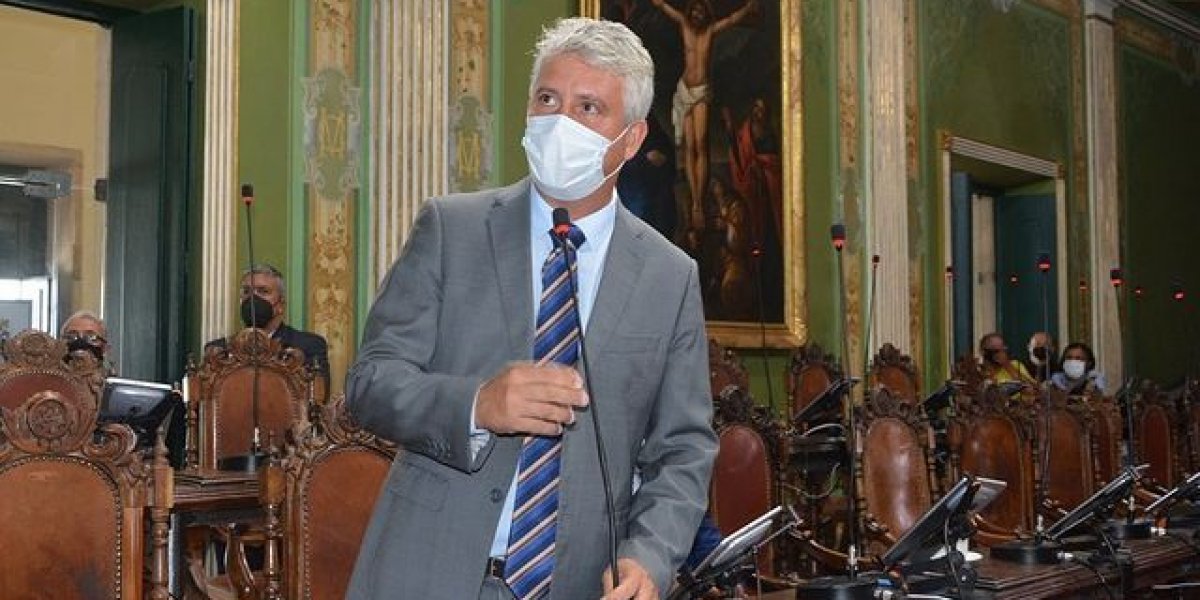 Carballal diz que Jerônimo confirmou seu nome em companhia estadual