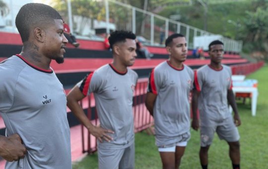 Vitória regulariza Pablo Diogo e Zé Hugo, que ficam disponíveis para Série B