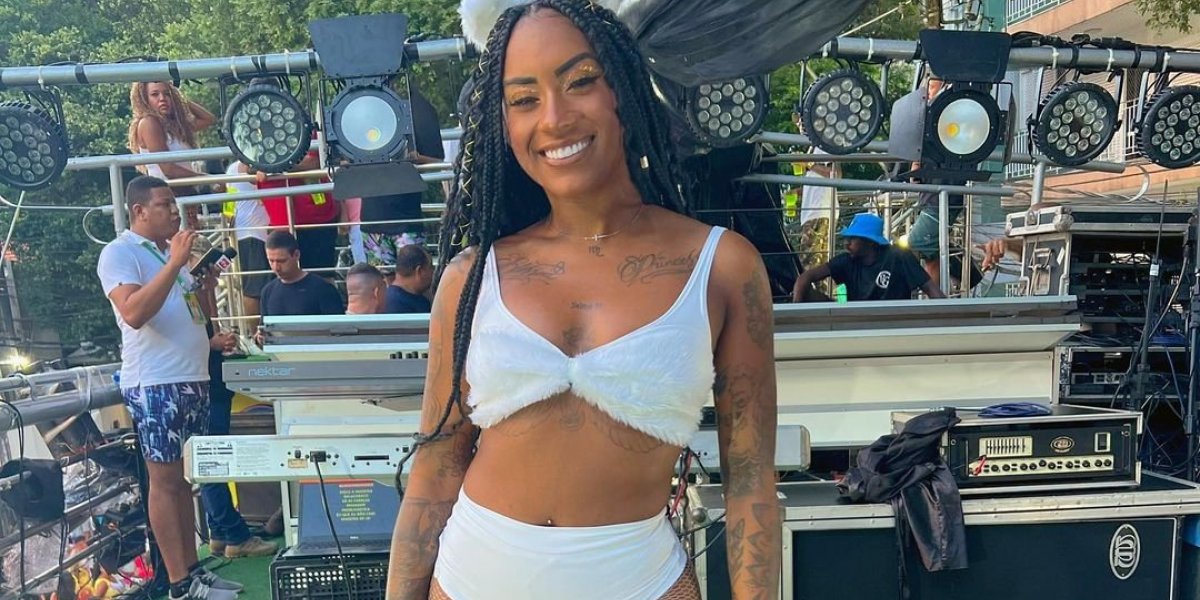 Indignada com vizinhos, Negra Japa expõe festa às quatro da manhã