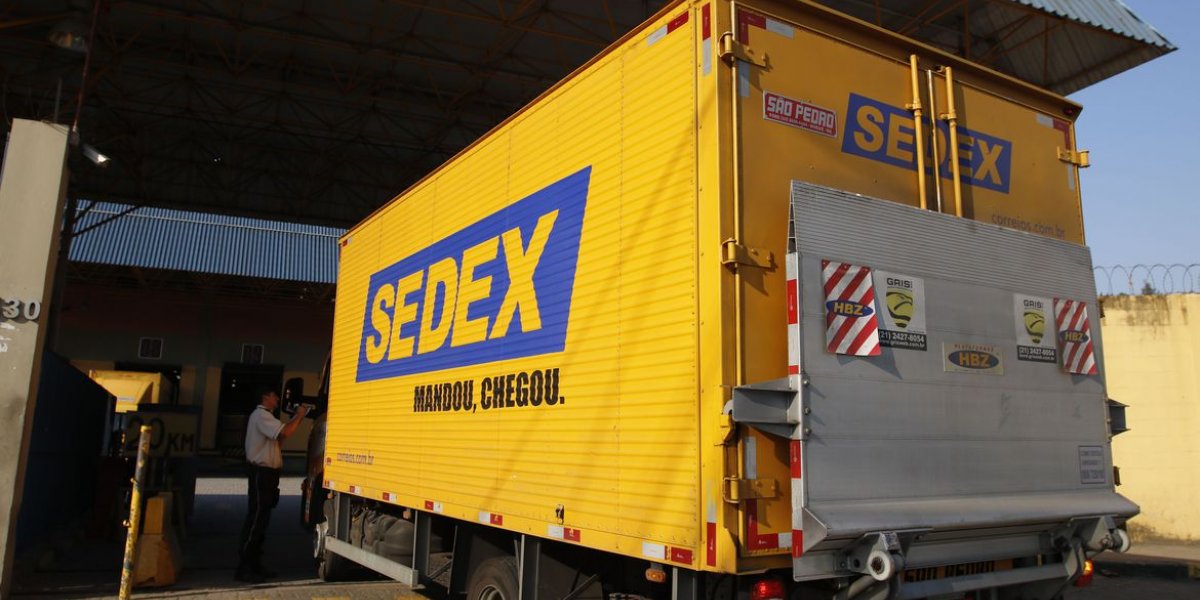 Correios reajustam preço para envios de cartas em 5,49%