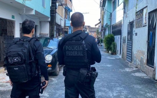 Polícia Federal deflagra operação em busca de quadrilha na Bahia