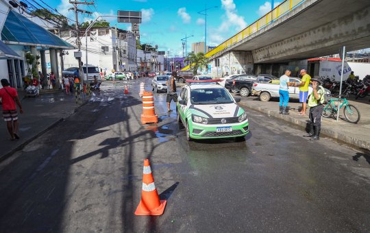 Preparativos para Semana Santa: Transalvador reforça atuação no Mercado do Peixe