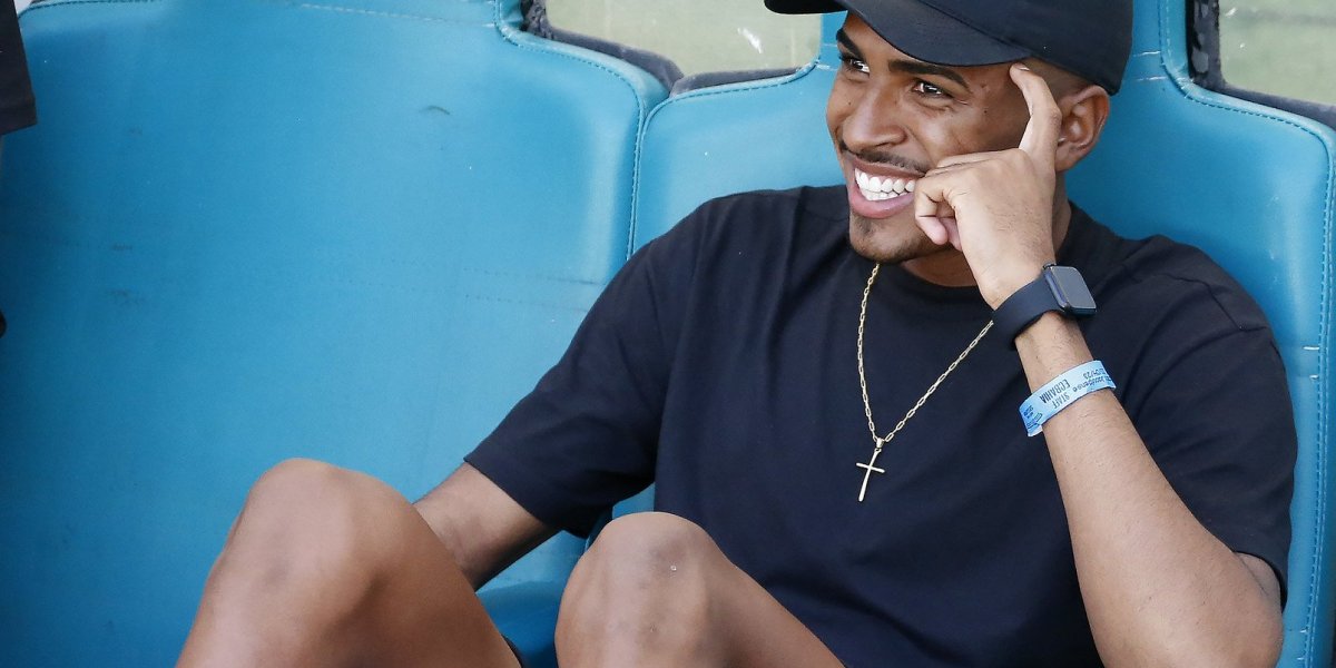 Bahia empresta Miquéias para o Criciúma e confirma saída de Borel