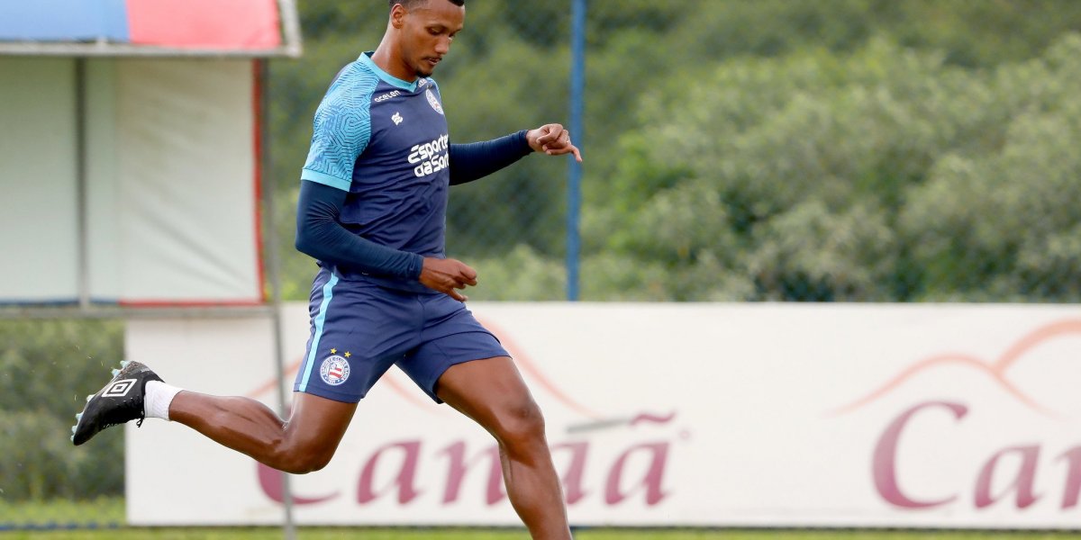 Polivalente, Rezende renova contrato com o Bahia até 2025