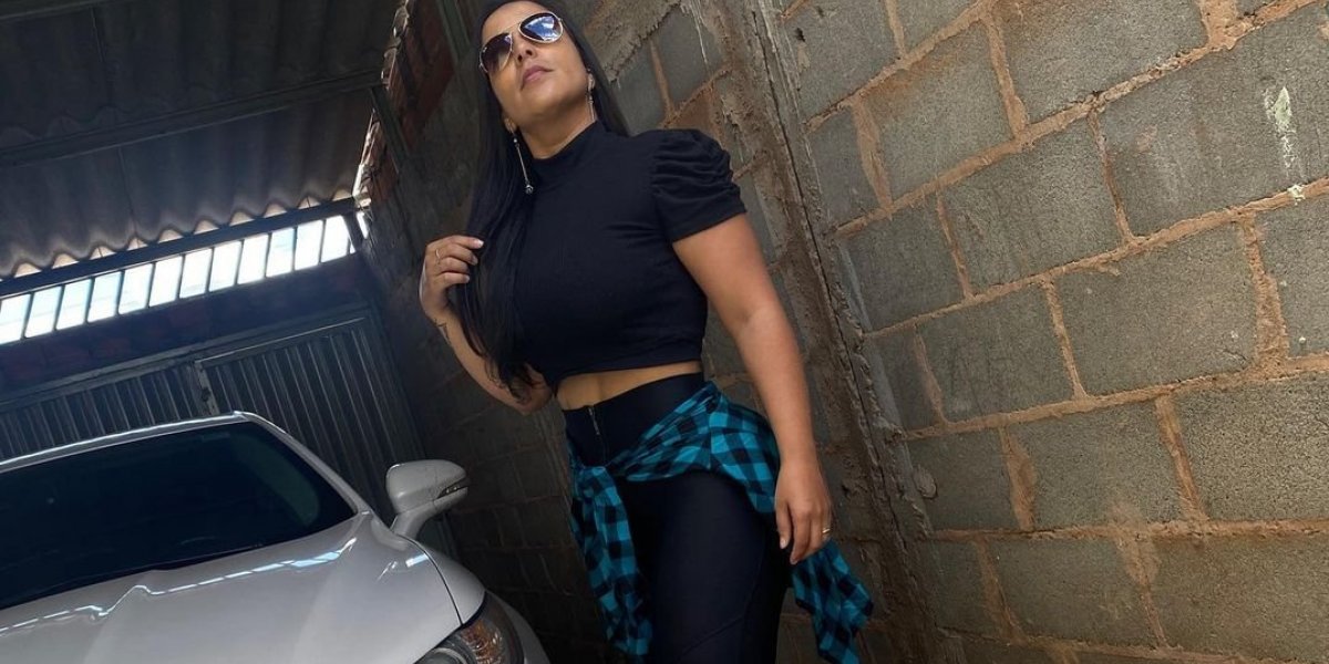 Saiba como anda a mulher que se envolveu com mendigo um ano após caso