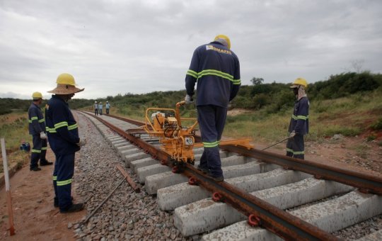 Trecho de 127 km de obras da Fiol será executado por consórcio Brasil-China