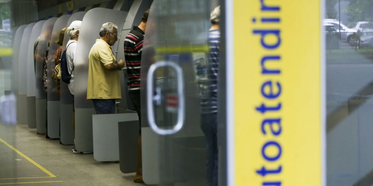 Bancos não abrem nos feriados de Sexta-Feira Santa e Tiradentes