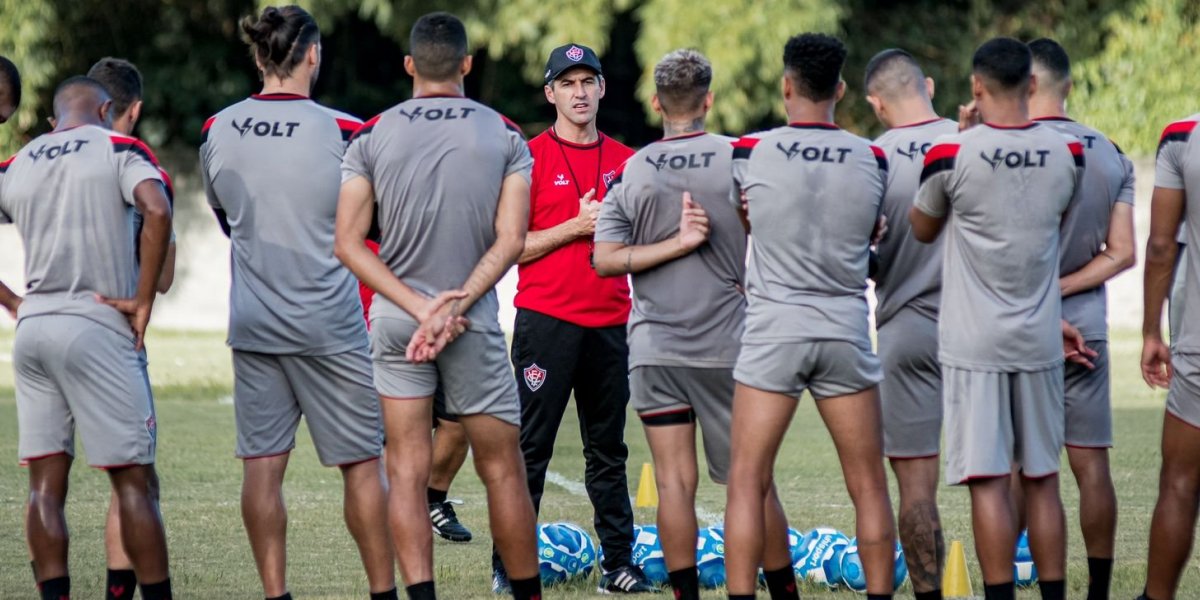 Vitória disputa jogo-treino contra o Bahia de Feira neste sábado
