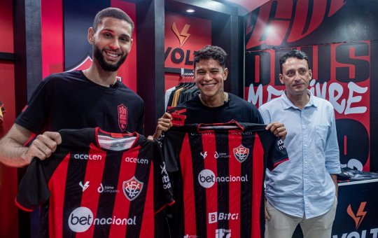 Vitória apresenta Wagner Leonardo e Giovanni Augusto no Shopping Paralela