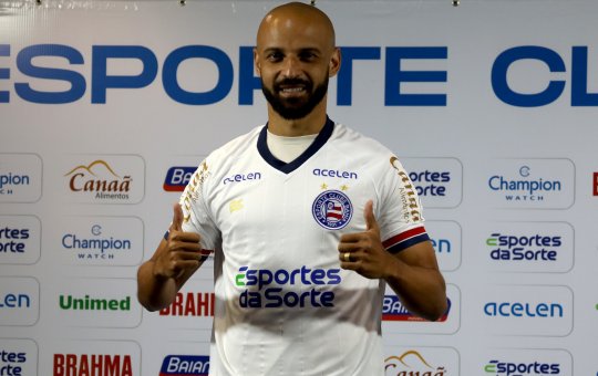 Feliz por voltar ao Bahia, Thaciano diz que Paiva "sabe onde eu gosto de jogar"