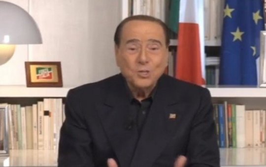 Ex-primeiro ministro italiano é diagnosticado com leucemia