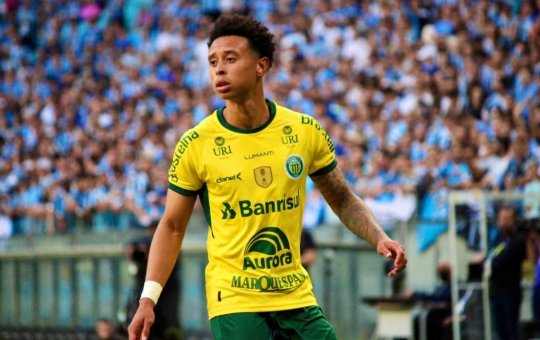 Vitória acerta contratação do meia Matheusinho, do Ypiranga-RS