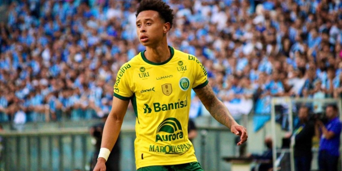 Vitória acerta contratação do meia Matheusinho, do Ypiranga-RS