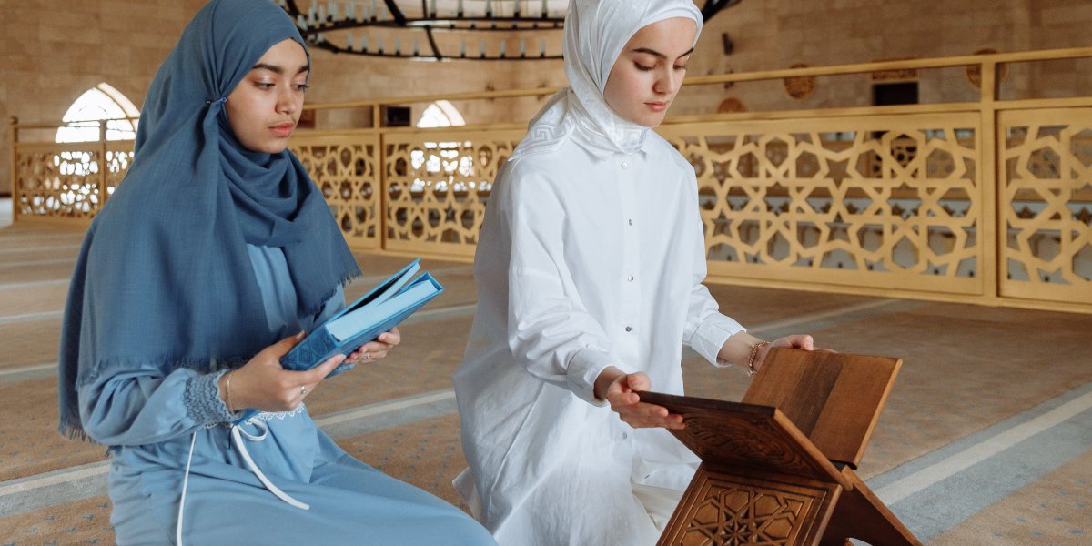 Irã instala câmeras de monitoramento para identificar mulheres sem hijab