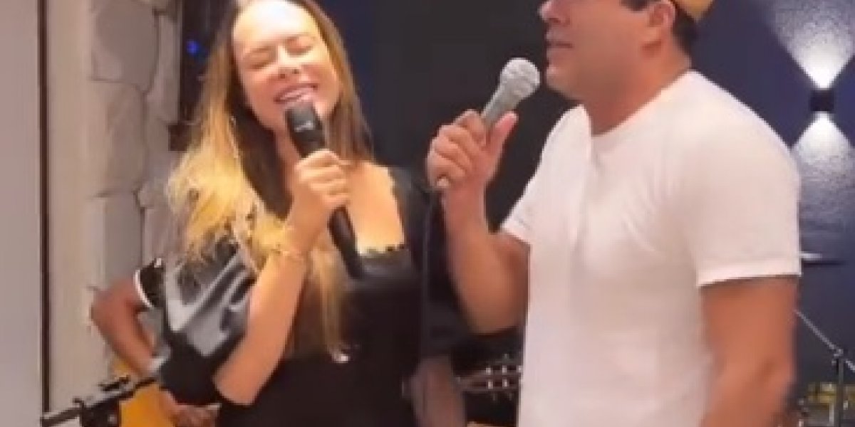 Vídeo: Bruno Reis solta a voz e canta 'Evidências' ao lado da primeira-dama