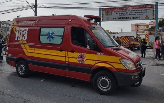 Professora que tentou salvar crianças na creche em Blumenau sofre infarto