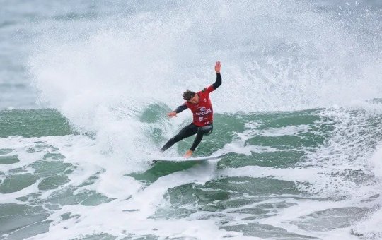 João Chianca cai nas oitavas da etapa de Bells Beach da WSL; Weston-Webb avança
