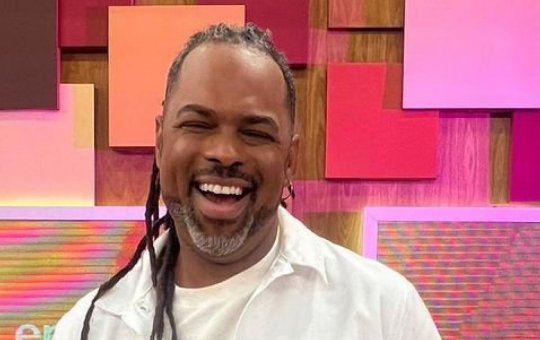 Manoel Soares se pronuncia sobre salário que ganha na Globo